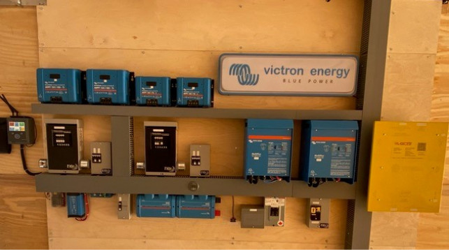 Toutes les protections électriques sont incluses dans le système. 